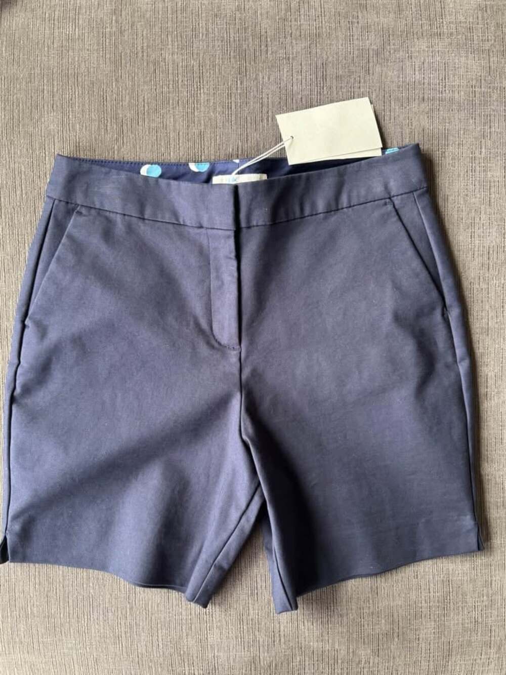 NWT Boden Richmond Navy Chino Shorts Women's 2 US 6 UK 6" Inseam Polka Dot NWT